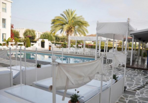 Tasmaria Aparthotel